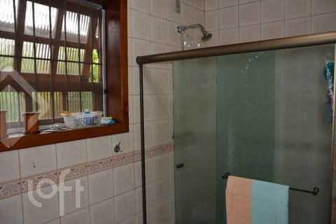 Image 21 - 232006